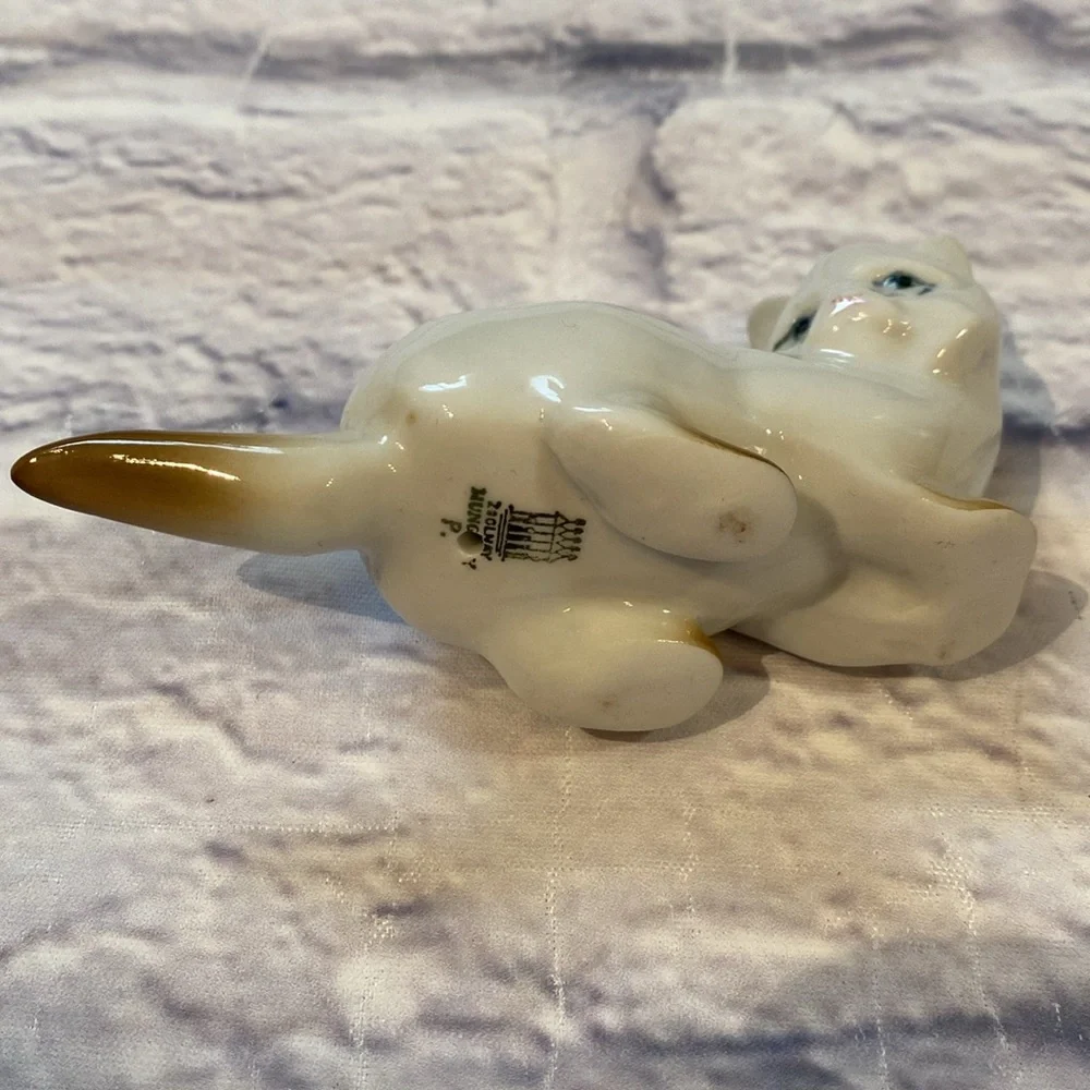 Zsolnay Vintage Hungarian Porcelain Cat Figurine - Picture 7 of 7